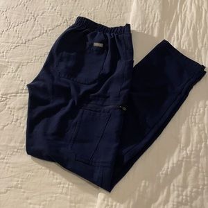 FIGS Small Navy Yola skinny scrub pant
